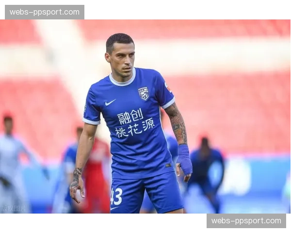 【2026年4月中超联赛·人物·动态武汉三镇中场核心斯坦丘因伤缺席合练，预计缺阵两周影响球队攻防转换